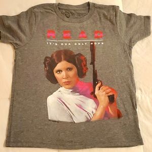 Kids Star Wars Leia READING t shirt size 8/9